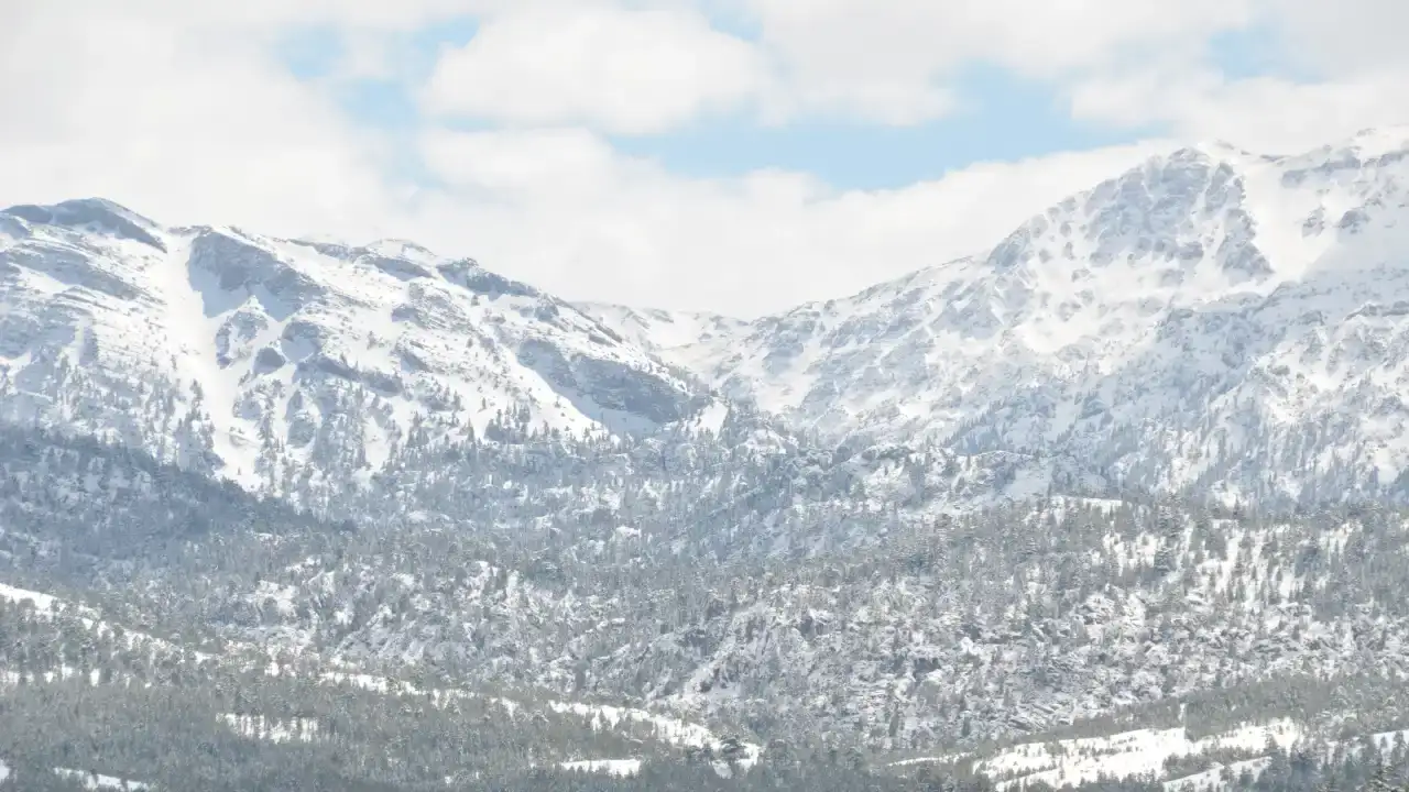 Antalya Yaza Hazırlanırken Kar Sürprizi İle Karşılaştı 3